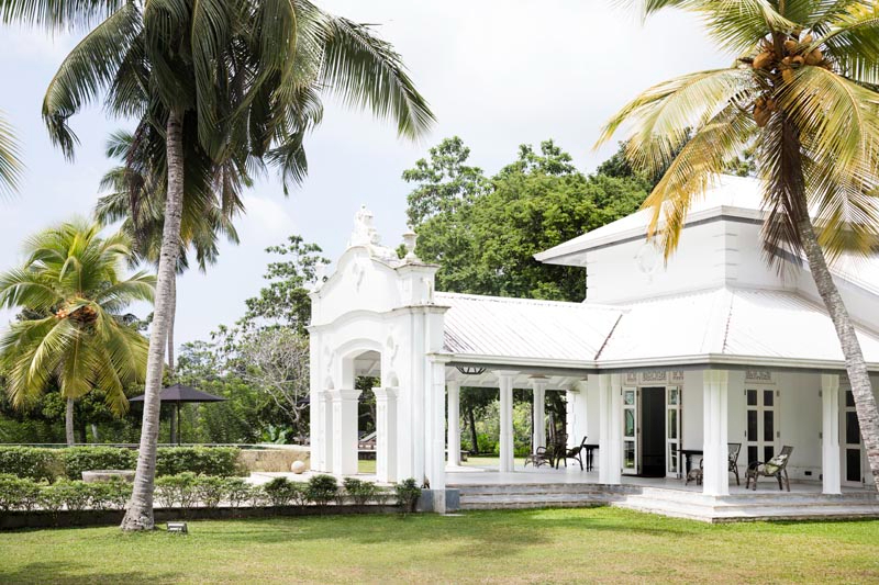 The White Mansion a Villa in Weligama, Sri Lanka