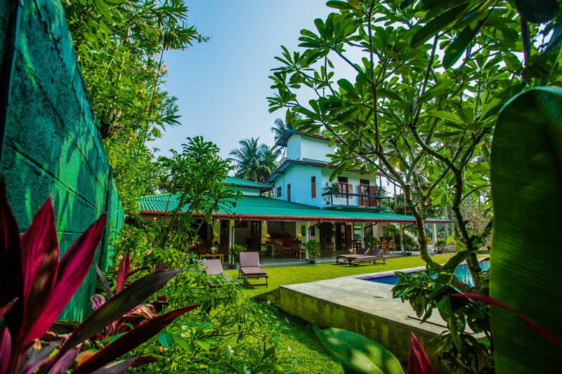 South Surf House a Villa In Ahangama, Sri Lanka