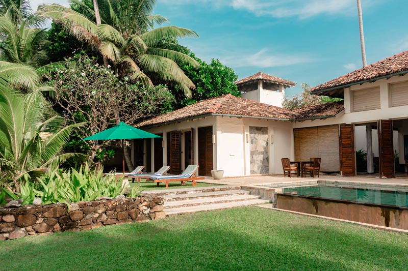 Villa Wijaya a Beachfront Villa with Pool in Galle, Sri Lanka