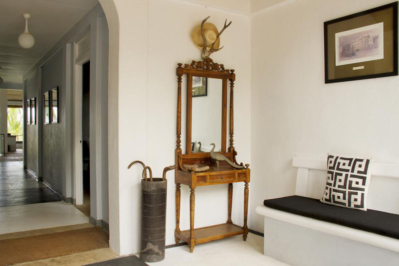 Claughton House a Beachfront Villa in Dikwella, Sri Lanka