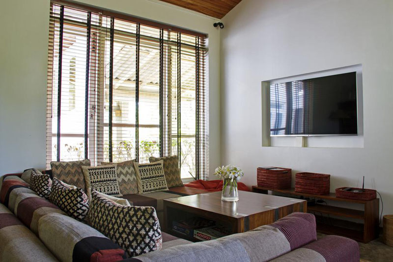 Claughton House a Beachfront Villa in Dikwella, Sri Lanka