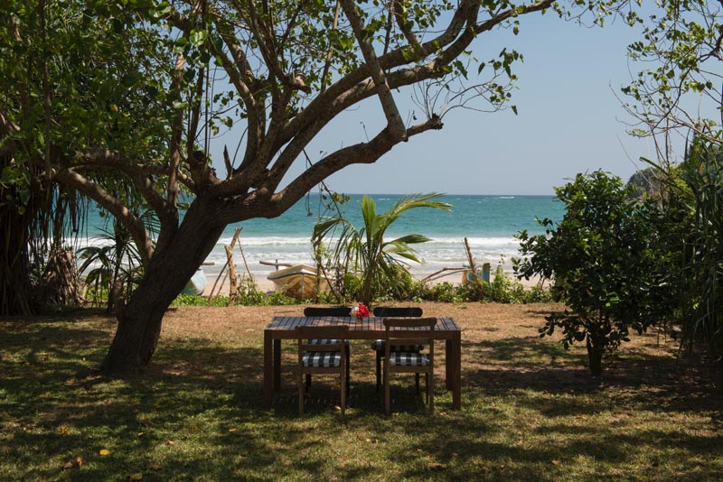 Kahumba a Lovely Beachfront Villa in Tangalle, Sri Lanka