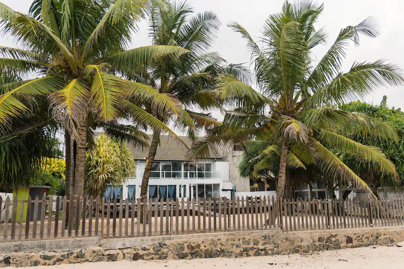 Two Sisters a Beachfront villa in Mirissa, Sri Lanka