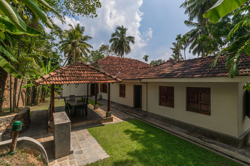 Palm Cove an Old Colonial Villa in Ahangama, Sri Lanka