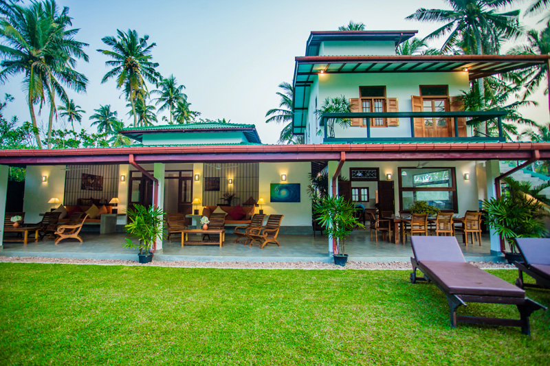 South Surf House a Villa In Ahangama, Sri Lanka