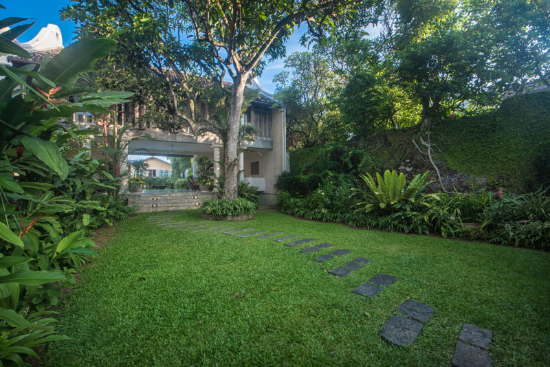 No. 20 a Luxurious Villa inside The Galle Fort