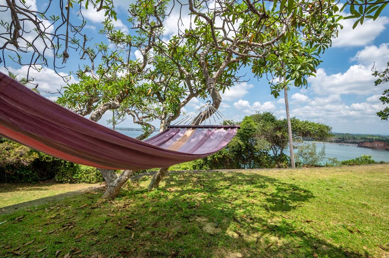 The View House a Stunning Clifftop Villa in Mirissa, Sri Lanka