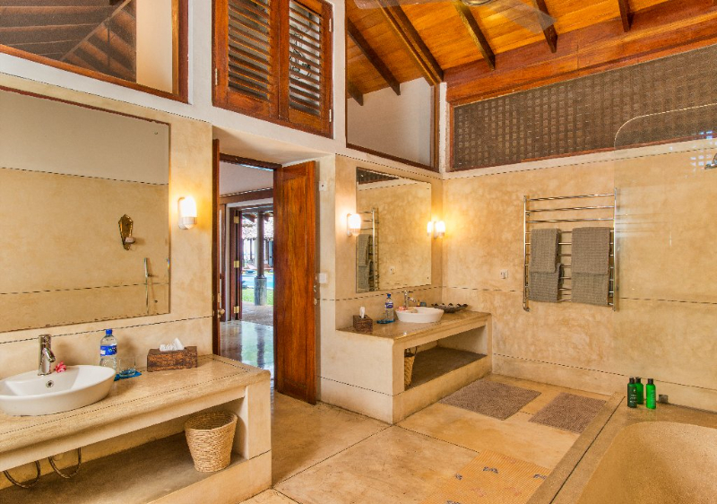 Thalpe Blue Beach Villa a Luxurious Beachfront Villa in Thalpe, Sri Lanka