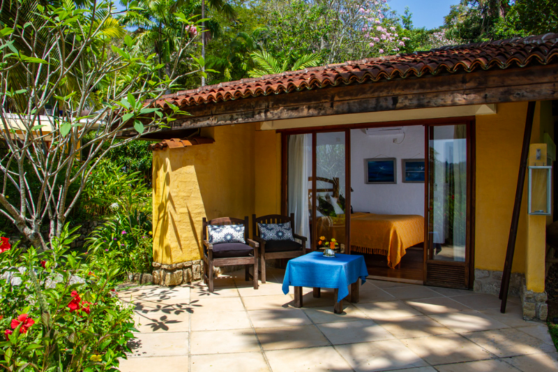 Bougainvillea Retreat a Stunning Lakefront Villa in Digana, Sri Lanka