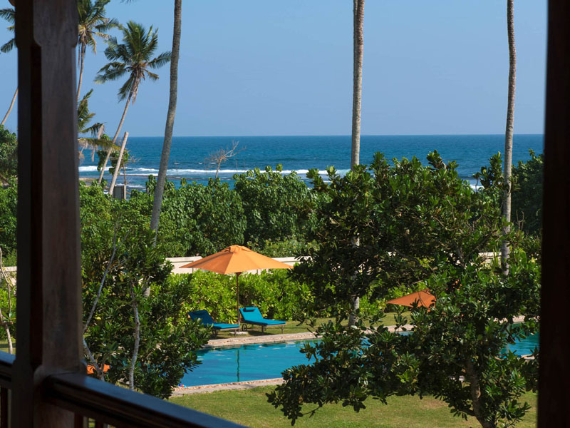 Rocky Reef Villa a Large Beachfront Villa in Mirissa, Sri Lanka