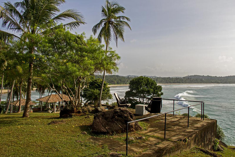 Claughton House a Beachfront Villa in Dikwella, Sri Lanka