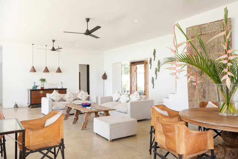 SW a stunning Beachfront Villa in Unawatuna, Sri Lanka