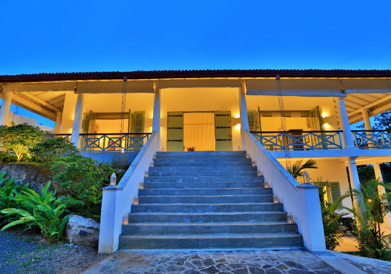 Kurundu House a Magnificent Villa Located just 10 mins From The Beaches of Galle