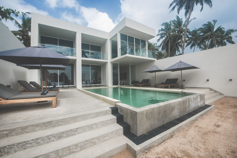 Sudu Gedara a Beachfront Villa in Ambalangoda, Sri Lanka