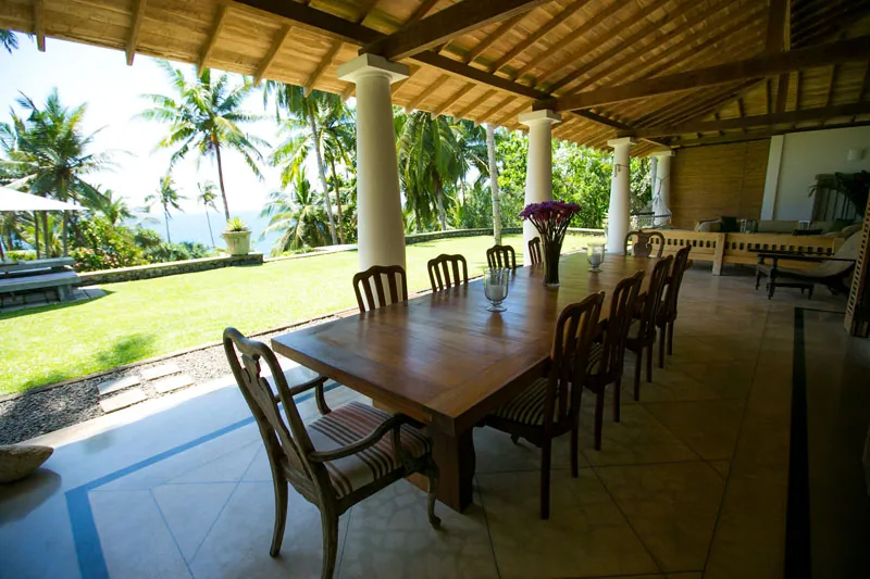 Hiriketiya Rock House a Surf Villa Located in Hiriketiya, Sri Lanka