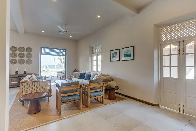 Unawatuna Beach Villa a Large Beachfront Villa Located in Unawatuna, Sri Lanka