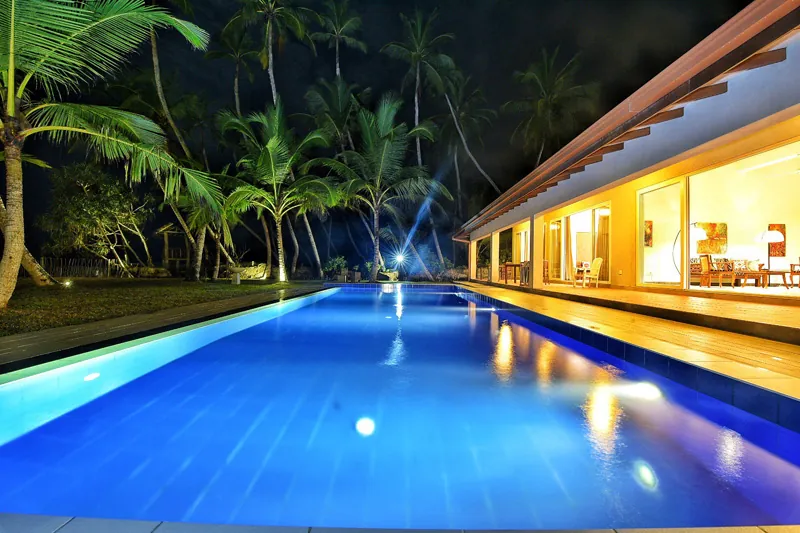 Aaloka Villa a Beachfront Villa with Pool in Tangalle, Sri Lanka