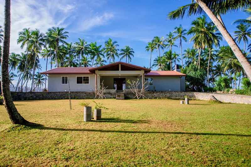 Aaloka Villa a Beachfront Villa with Pool in Tangalle, Sri Lanka