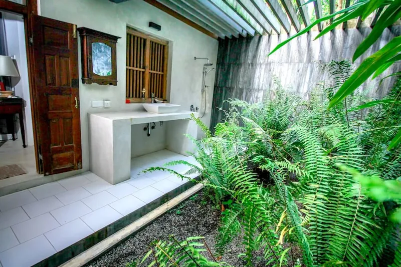Little C House a Charming Beachfront VIlla in Dikwella, Sri Lanka