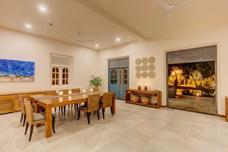 Unawatuna Beach Villa a Large Beachfront Villa Located in Unawatuna, Sri Lanka