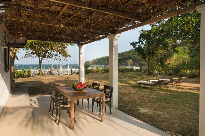 Kotamba a Lovely Beachfront Villa in Tangalle, Sri Lanka