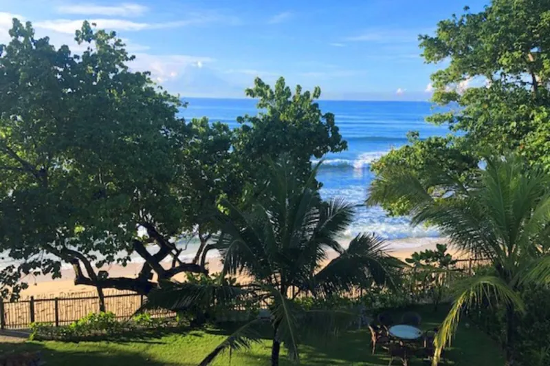 Blue Haven a Beachfront Villa in Thalpe, Sri Lanka
