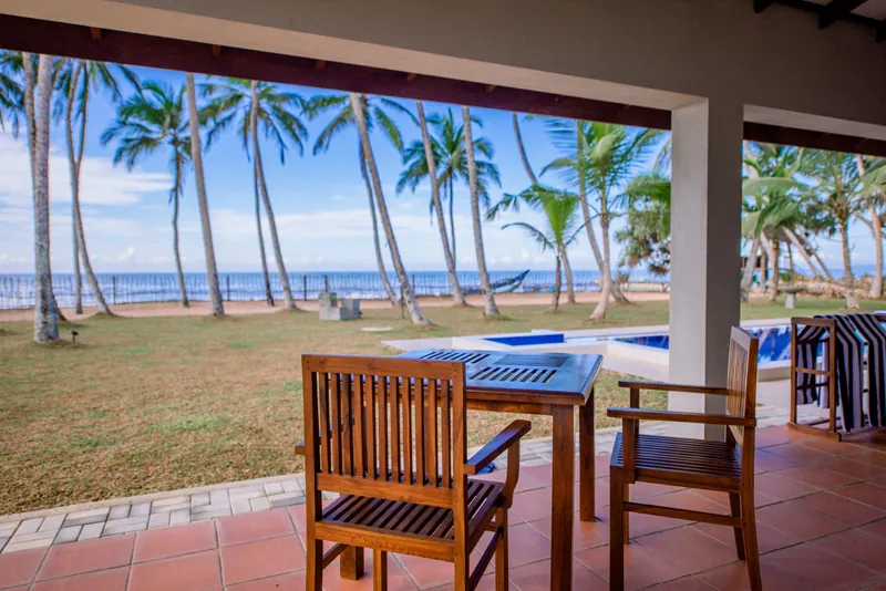 Aaloka Villa a Beachfront Villa with Pool in Tangalle, Sri Lanka