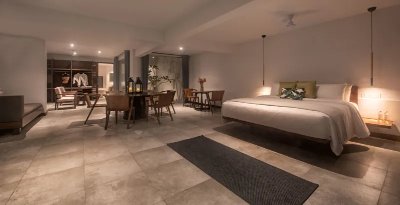 Modern Villa a Luxury Beachfront Boutique Villa in Thalpe, Sri Lanka