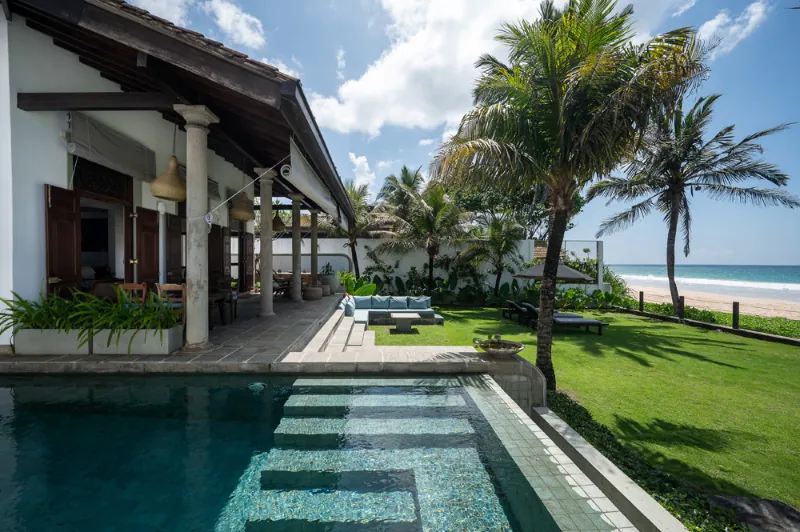 Villa Saldana a Beachfront villa in Habaraduwa, Sri Lanka