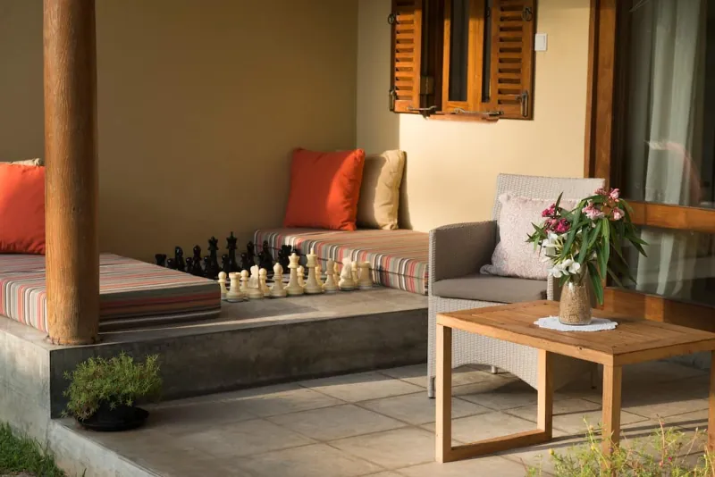 Cloisters a Stunning  Family Friendly Beachfront Villa in Sri Lanka