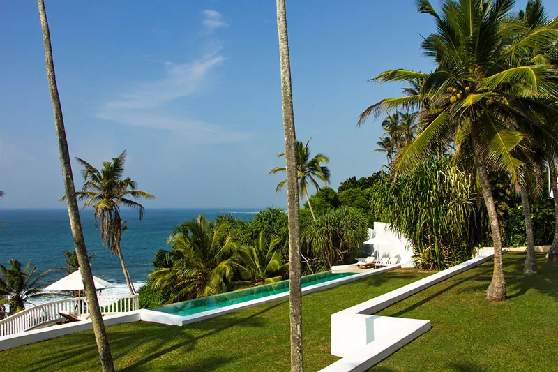 Cliff Villa a Stunning Beachfront Villa in Mirissa, Sri Lanka