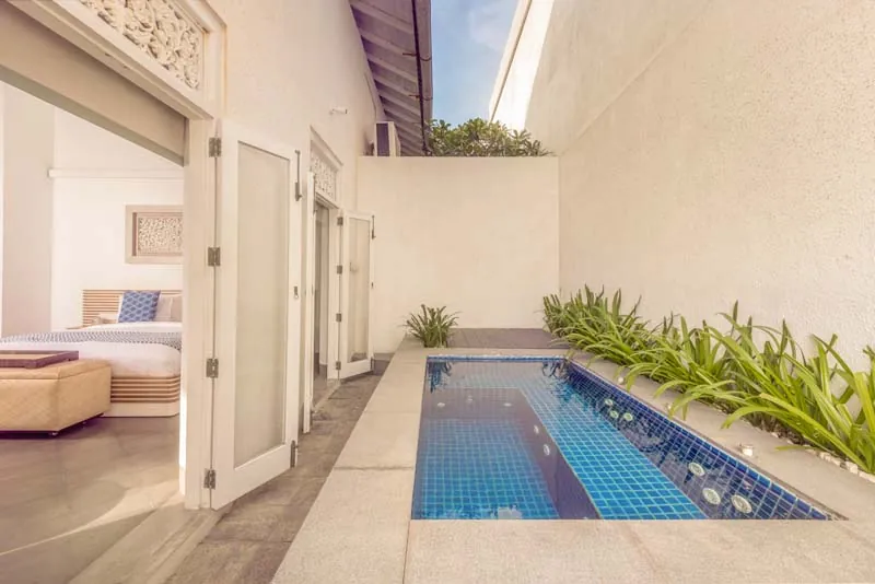 Villa White Beach a Stunning Beachfront Villa with Pool in Thalpe, Sri Lanka