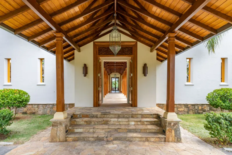Ranawara a Ultra Luxurious Beachfront Villa with Pool in Tangalle, Sri Lanka