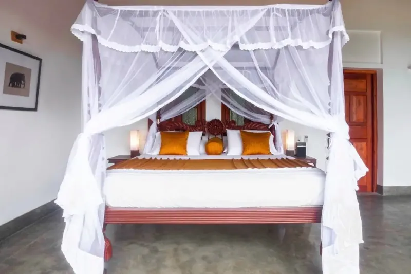 Blue Haven a Beachfront Villa in Thalpe, Sri Lanka