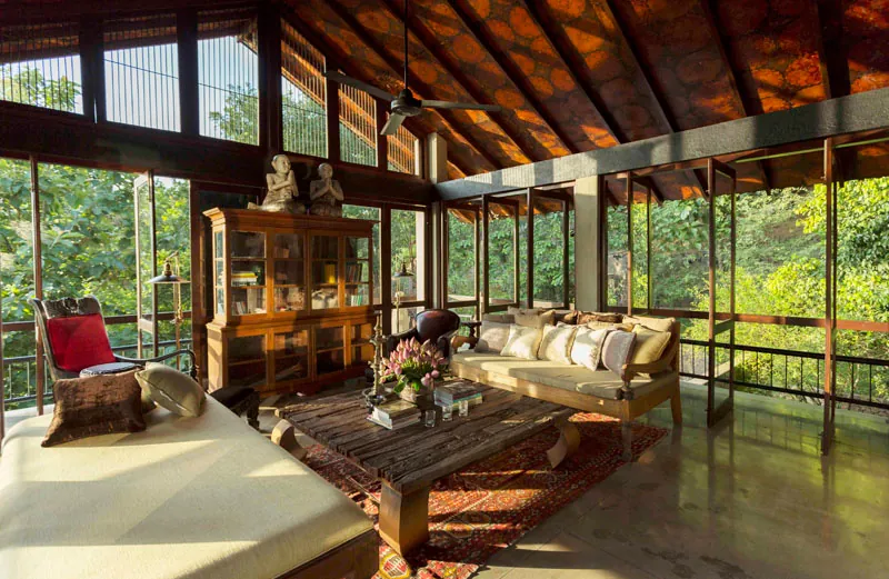 Villa Hermitage a Stunning Lakefront Villa in Kandy, Sri Lanka