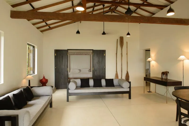 Kahumba a Lovely Beachfront Villa in Tangalle, Sri Lanka