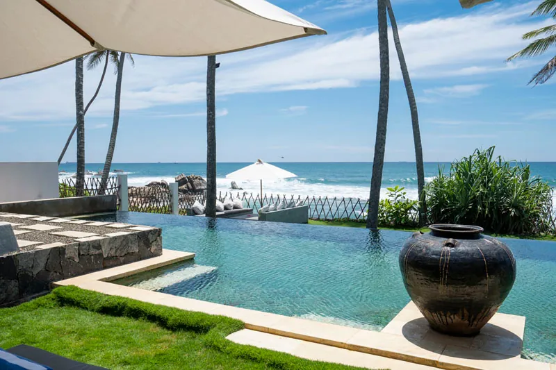 SW a stunning Beachfront Villa in Unawatuna, Sri Lanka