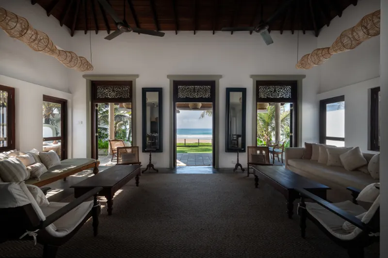 Villa Saldana a Beachfront villa in Habaraduwa, Sri Lanka
