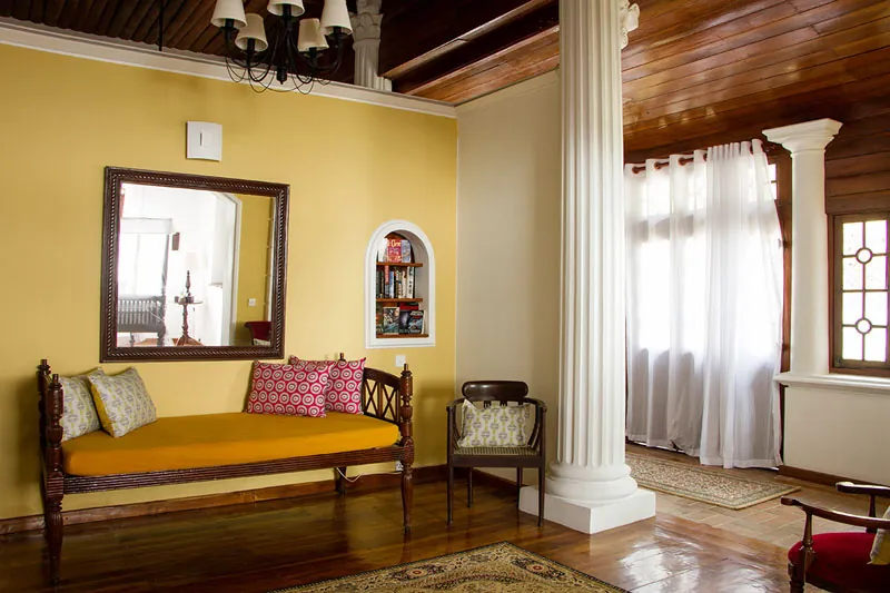Cliff Villa a Stunning Beachfront Villa in Mirissa, Sri Lanka