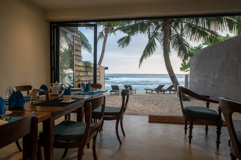 Turtle Beach Villa a Six Bedroom Villa in Thalpe, Sri Lanka