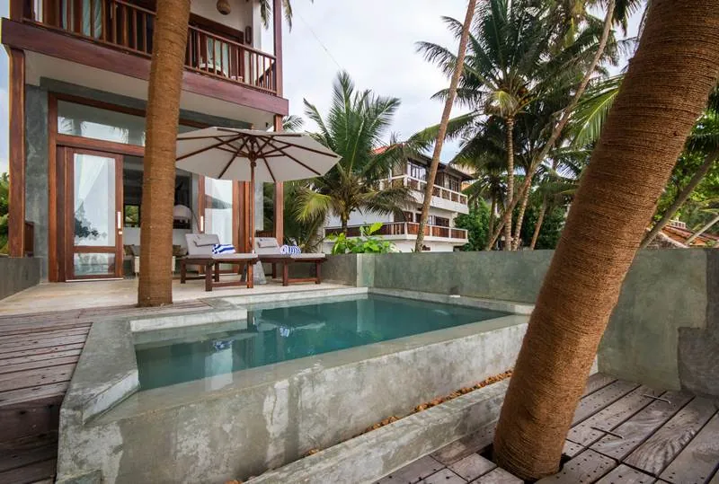 The Small House a Cozy Beachfront Villa Located in Unawatuna