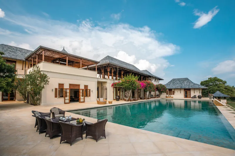 Ranawara a Ultra Luxurious Beachfront Villa with Pool in Tangalle, Sri Lanka