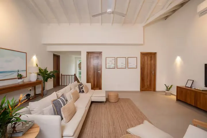 The Rockpool House a Luxury Beachfront Villa, Thalpe, Sri Lanka photo 5