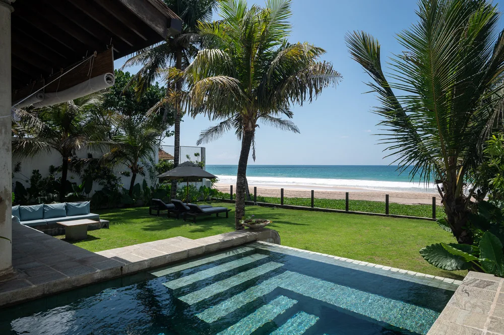 The Pool, Garden and Veranda