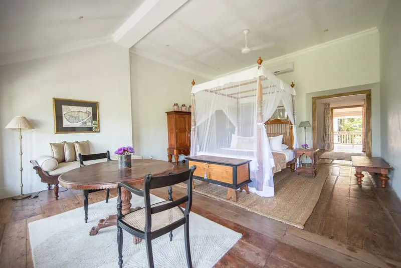 No. 25 an Old Colonial Villa with Pool inside Gallefort, Sri Lanka photo 13