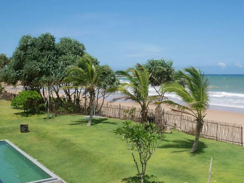 Ceylon Beauty a Beachfront Villa Located in Tangalle, Sri Lanka photo 3
