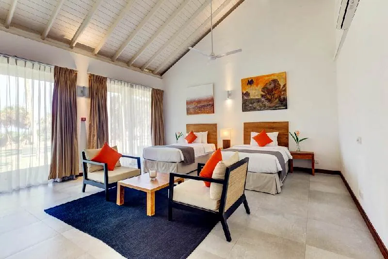 Wadduwa Beach Villa a Luxurious Beachfront Villa in Wadduwa, Sri Lanka photo 13