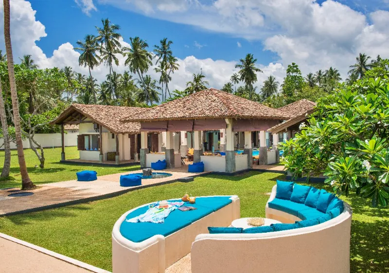 Thalpe Blue Beach Villa a Luxurious Beachfront Villa in Thalpe, Sri Lanka photo 2