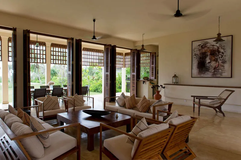 Rocky Reef Villa a Large Beachfront Villa in Mirissa, Sri Lanka photo 9