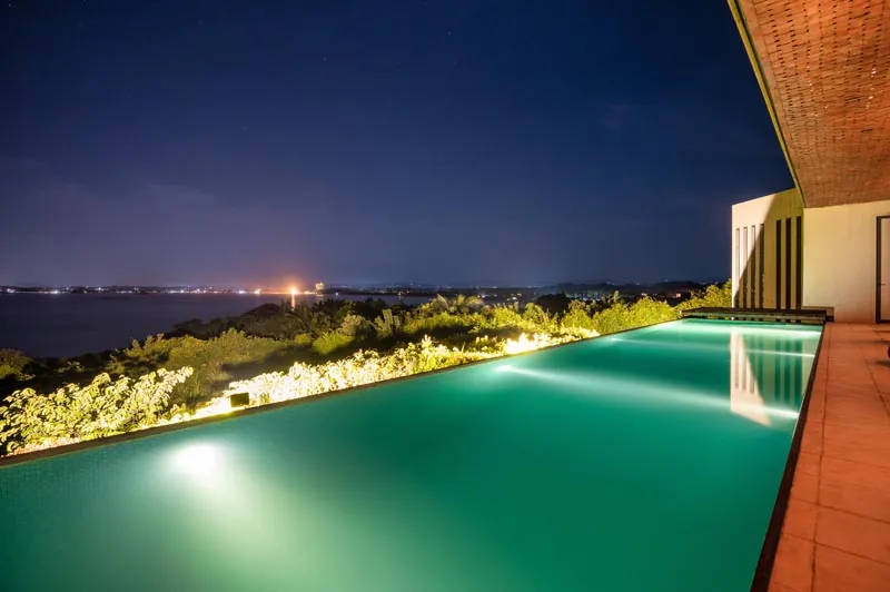 Cliff Villa Red a Stunning Clifftop Villa in Mirissa, Sri Lanka photo 11